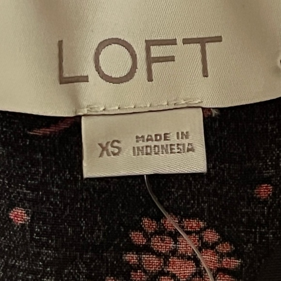 LOFT Dress Size XS Black Red Floral Prairie Midi Western Ruffle NWT - Picture 8 of 10